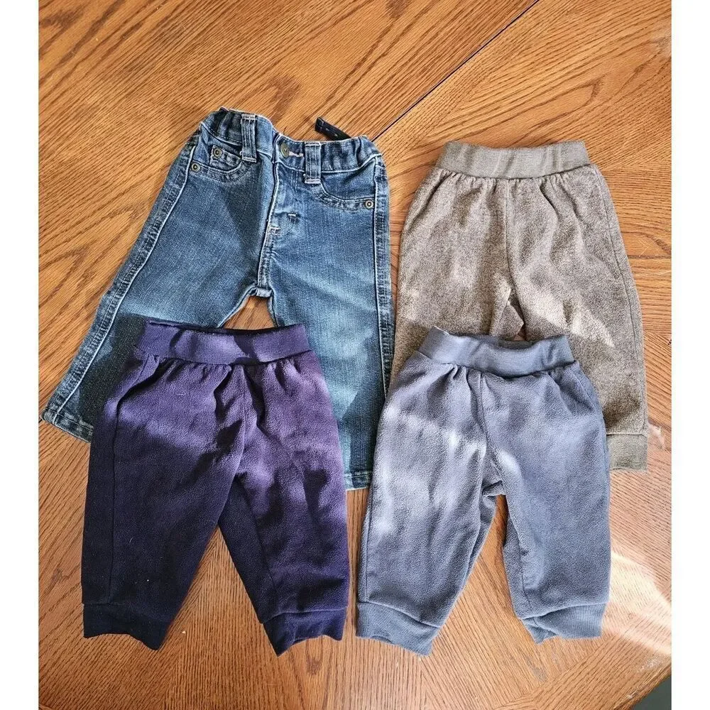 Lot of 4 Pants / Jeans 6-9 Months Baby Boy‎